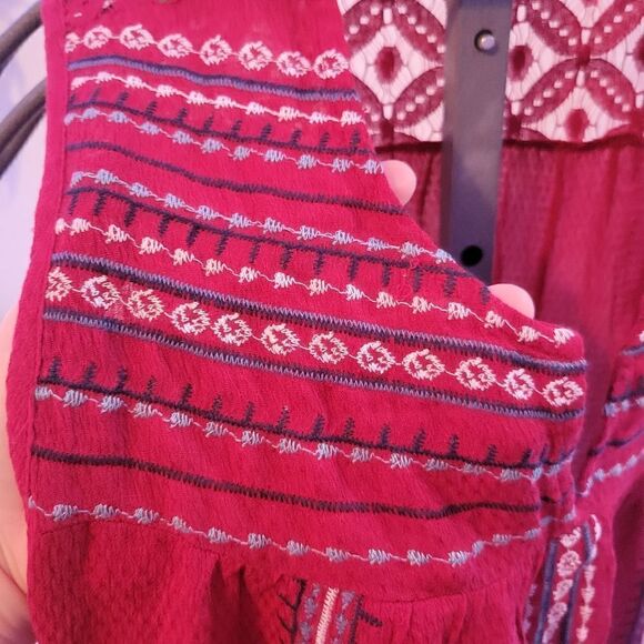 Knox rose red top - Picture 2 of 10